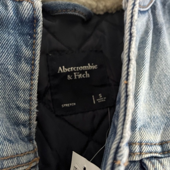 Vintage Y2K fleece lined Ambercrombie and Fitch Jean Jacket - Picture 9 of 10